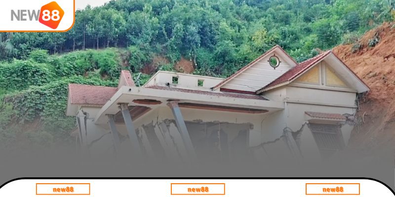 Luận giải giấc mơ thấy nhà sập vì bão