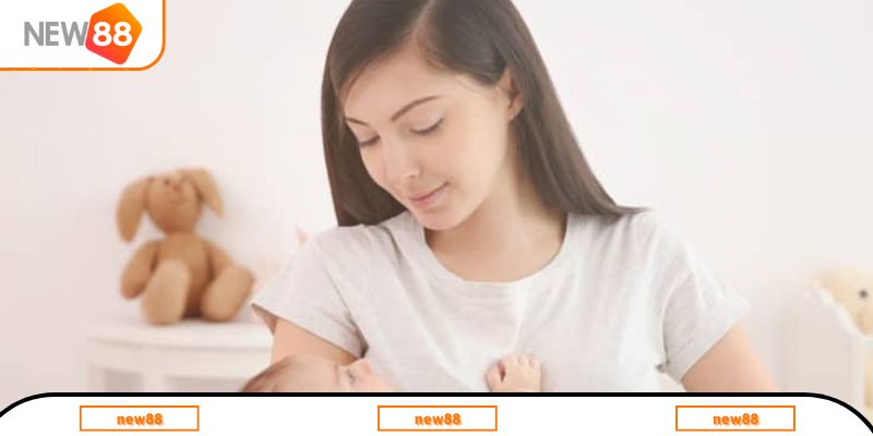 Giải mã nằm mơ thấy bồng em bé của bạn thân